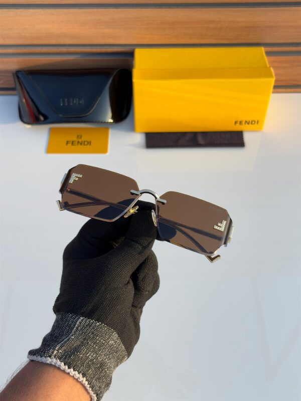 FENDI 3007 GOLDEN BROWN - Image 2