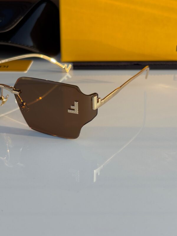 FENDI 3007 GOLDEN BROWN