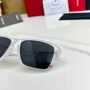 PRAD_A J05904 TRANSPARENT BLACK GLASSES