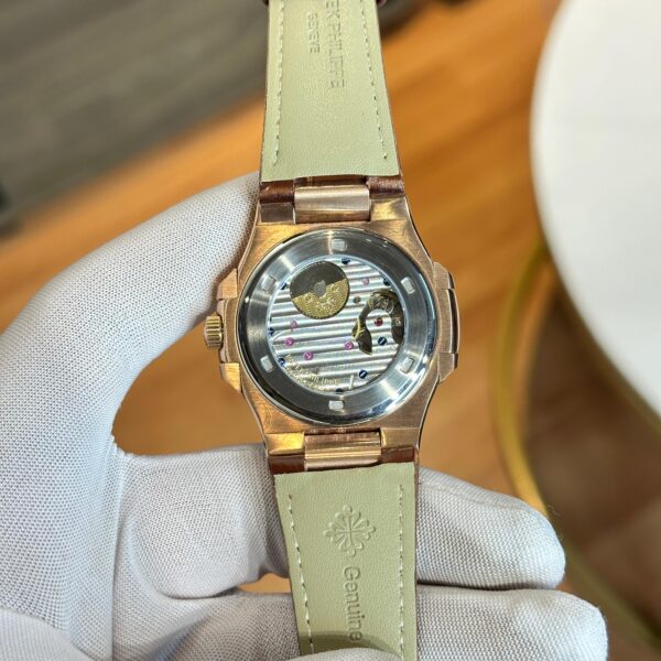 PATEK_PHILIPPE NAUTILUS 5724 DIAMOND - Image 3