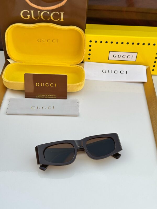 G_ucci Sunglass - Image 3