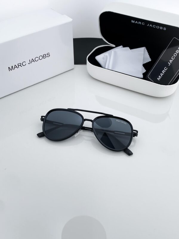 Marc_Jacobs Black 517 - Image 3