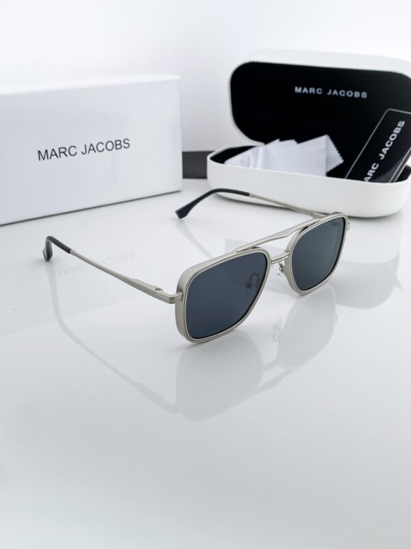 Marc_Jacobs Silver Black 519 - Image 3