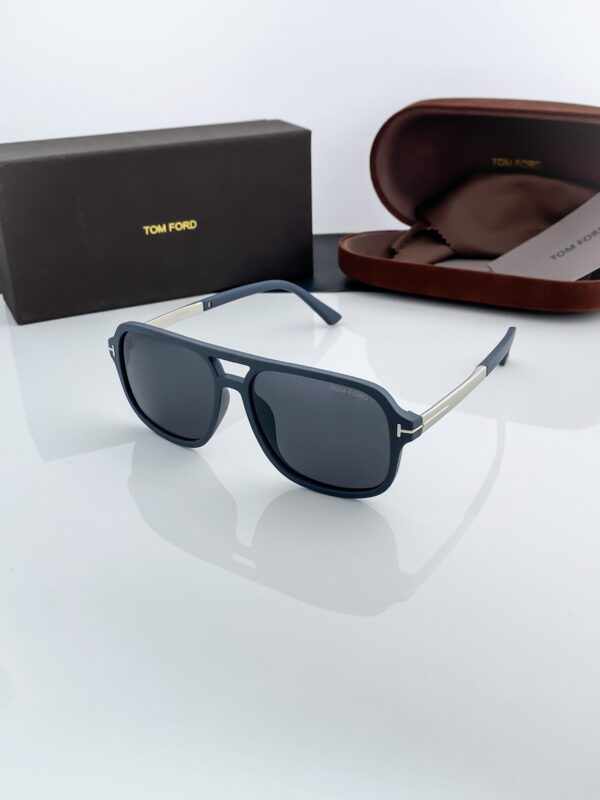 Tom_Ford Matte Blue 12033