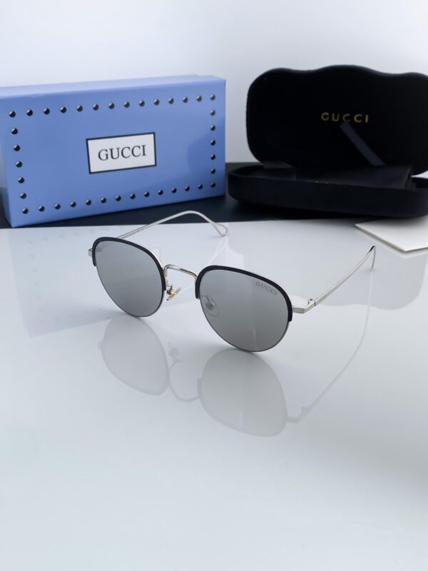 G_ucci Silver Mercury 551