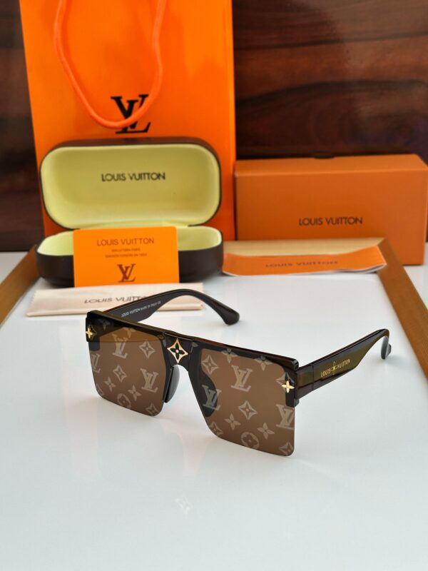 Louis_Vuitton Sunglass - Image 4