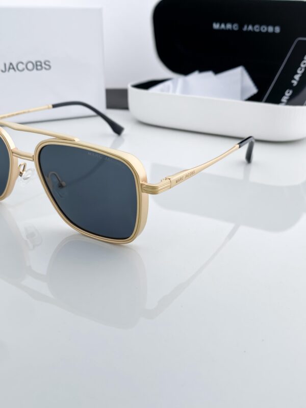 Marc_Jacobs Gold Black 519 - Image 2