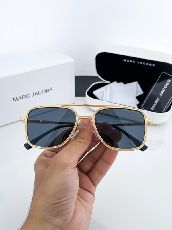 Marc_Jacobs Gold Black 519 - Image 5