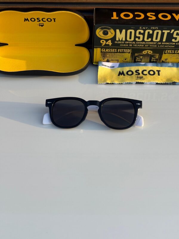 Moscot 120 White Black - Image 2