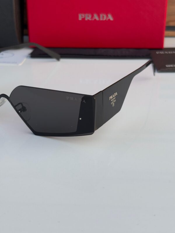PRAD_A 10080 FULL BLACK - Image 2