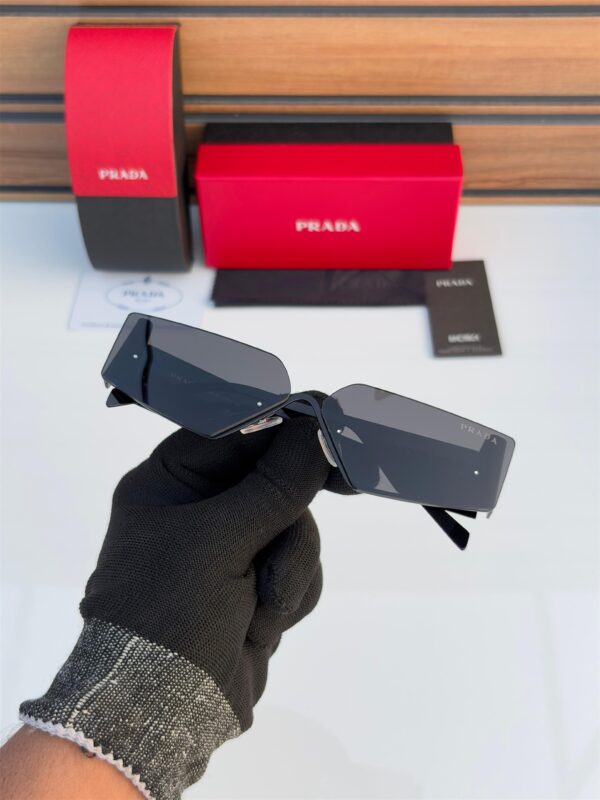 PRAD_A 10080 FULL BLACK - Image 4
