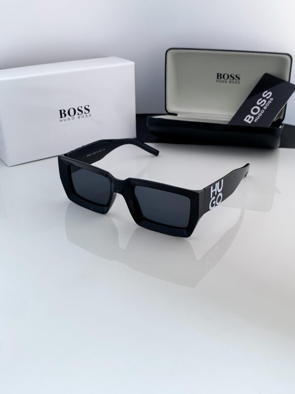 Hugo_Boss Shiny Black 1310
